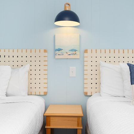 Kebek 3 Oceanside Motel オールドオーチャードビーチ エクステリア 写真