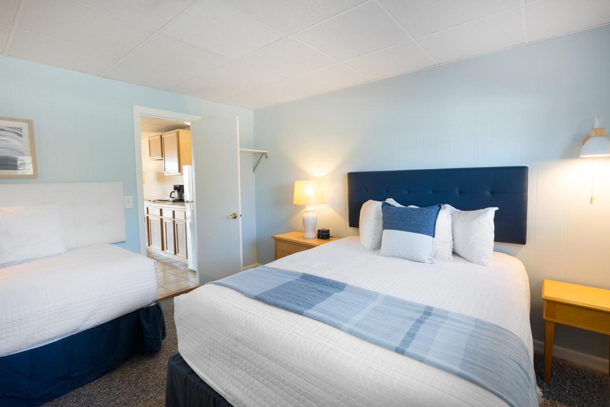 Kebek 3 Oceanside Motel オールドオーチャードビーチ エクステリア 写真