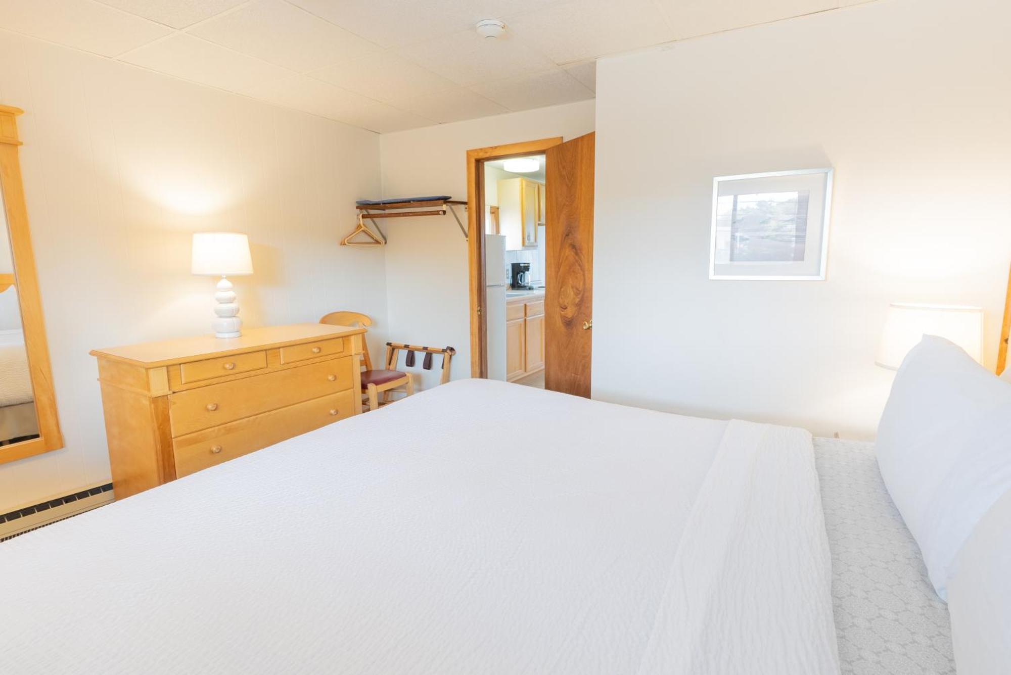Kebek 3 Oceanside Motel オールドオーチャードビーチ エクステリア 写真